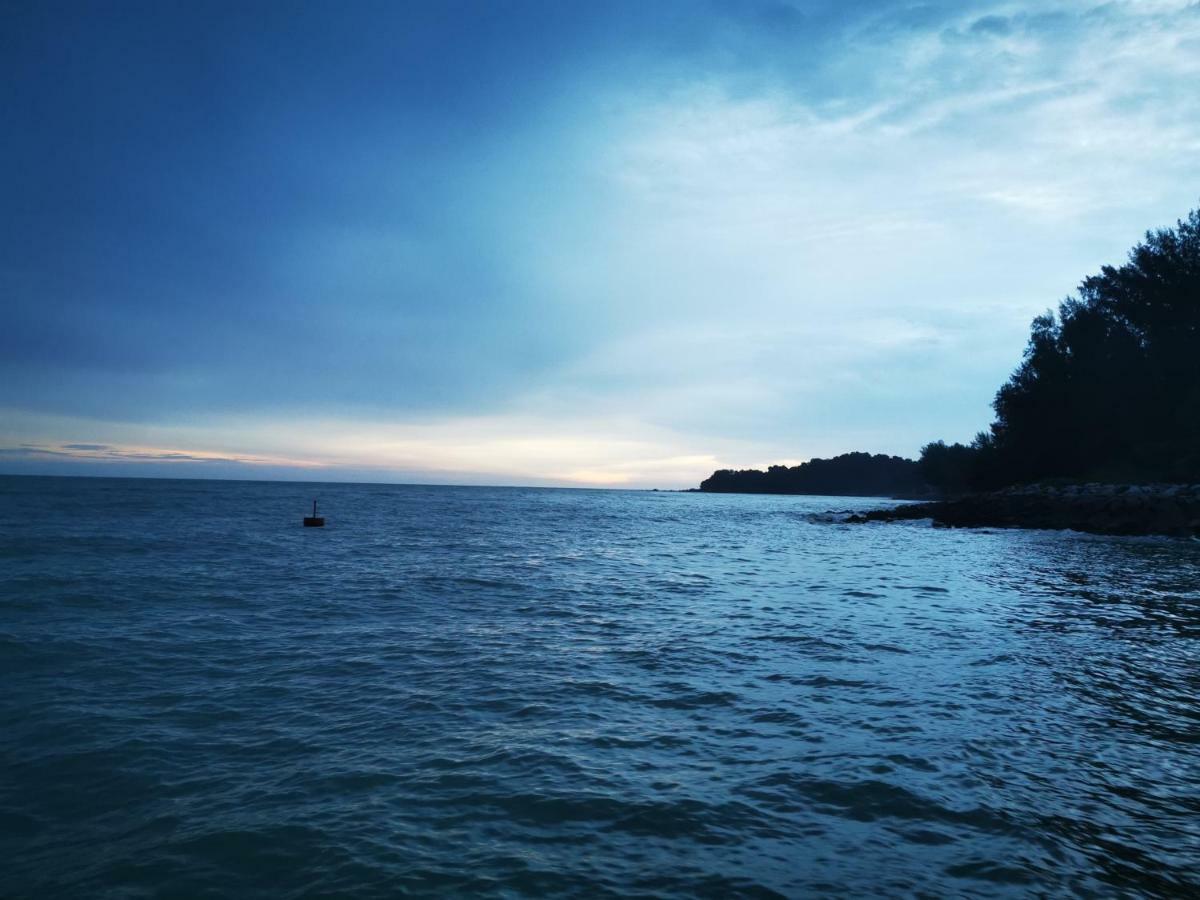 Shell Out Beach Club Suite Kuah Ngoại thất bức ảnh
